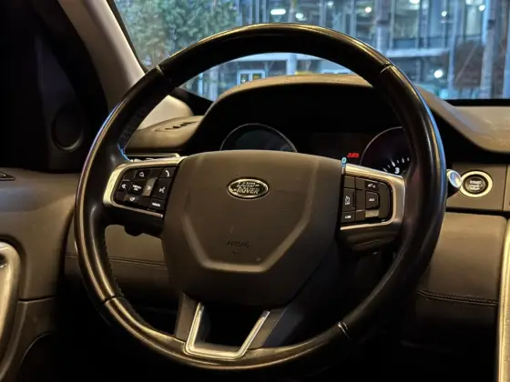 LAND ROVER DISCOVERY SPORT 2.0 16V SI4 TURBO FLEX SE 4P AUTOMÁTICO — foto 8