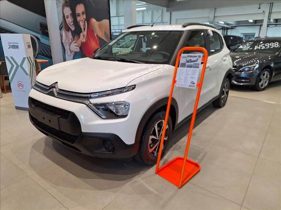 Carro 2.0 TURBO DIESEL CHASSI XL 4X4 AUTOMÁTICO