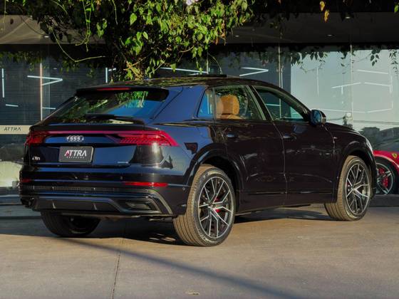AUDI Q8 3.0 TFSI GASOLINA PERFORMANCE BLACK QUATTRO TIPTRONIC — foto 7