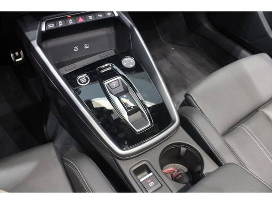 AUDI A3 2.0 40 TFSI GASOLINA SEDAN PERFORMANCE S-TRONIC — foto 12