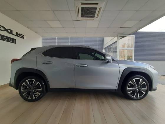 LEXUS UX 250h 2.0 VVT-I HYBRID LUXURY CVT — foto 8