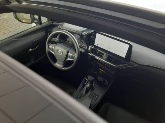 LEXUS UX 250h 2.0 VVT-I HYBRID LUXURY CVT — foto 20