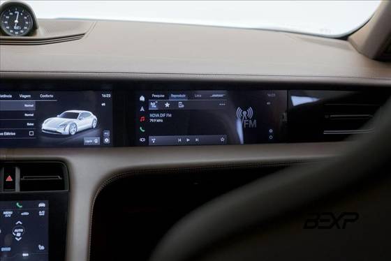 PORSCHE TAYCAN 4 CROSS TURISMO ELÉTRICO — foto 19