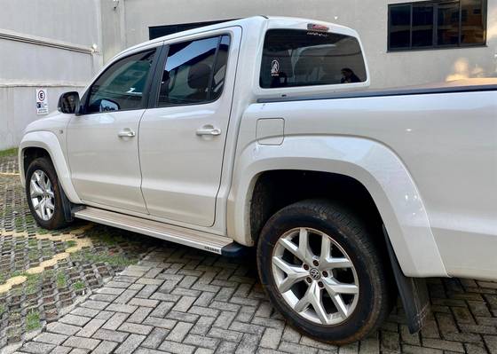 VOLKSWAGEN AMAROK 3.0 V6 TDI DIESEL HIGHLINE CD 4MOTION AUTOMÁTICO — foto 5