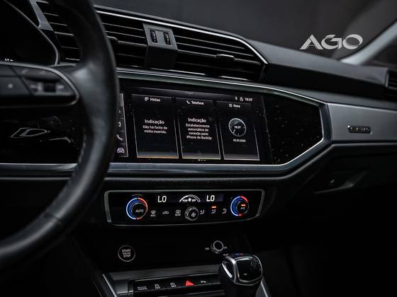 AUDI Q3 2.0 40 TFSI GASOLINA PERFORMANCE QUATTRO TIPTRONIC — foto 10