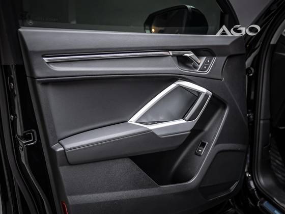 AUDI Q3 2.0 40 TFSI GASOLINA PERFORMANCE QUATTRO TIPTRONIC — foto 11