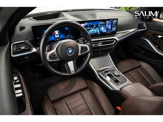 BMW 330e 2.0 16V TURBO HÍBRIDO M SPORT AUTOMÁTICO — foto 19