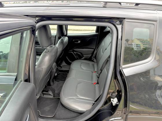 JEEP RENEGADE 1.3 T270 TURBO FLEX S 4X4 AT9 — foto 6