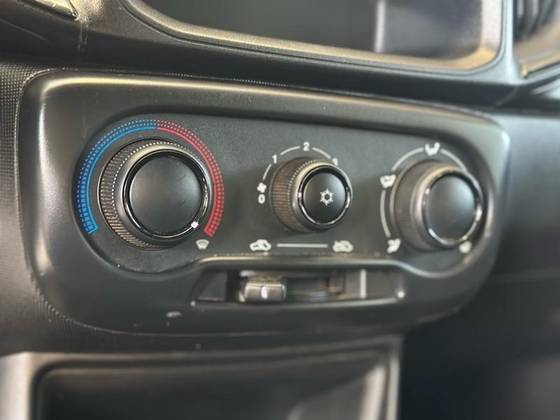 FIAT STRADA 1.3 FIREFLY FLEX FREEDOM CD MANUAL — foto 16