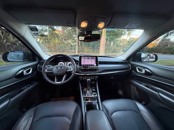 JEEP COMPASS 2.0 TD350 TURBO DIESEL LIMITED AT9 — foto 10