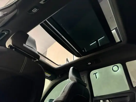 VOLVO XC40 P6 RECHARGE ELECTRIC PLUS — foto 19