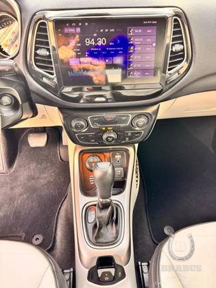 JEEP COMPASS 2.0 16V DIESEL LONGITUDE 4X4 AUTOMÁTICO — foto 8