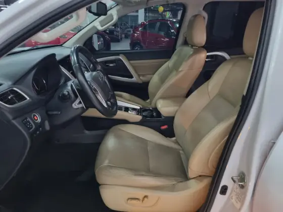 MITSUBISHI PAJERO SPORT 2.4 16V MIVEC TURBO DIESEL HPE AWD AUTOMÁTICO — foto 7