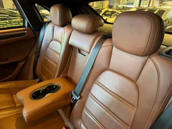 PORSCHE MACAN 2.0 16V GASOLINA 4P AUTOMÁTICO — foto 17