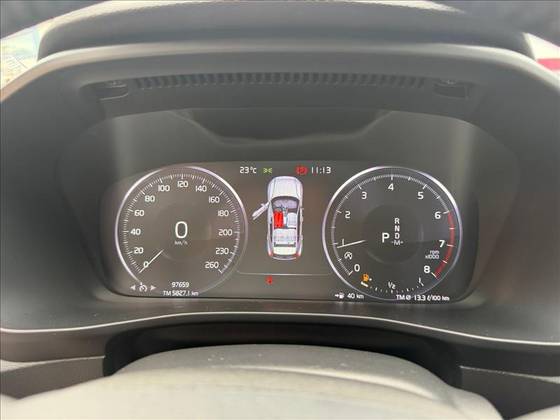 VOLVO XC40 2.0 T4 GASOLINA MOMENTUM GEARTRONIC — foto 12