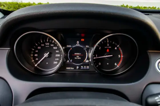 LAND ROVER DISCOVERY SPORT 2.0 16V TD4 TURBO DIESEL SE 4P AUTOMÁTICO — foto 15