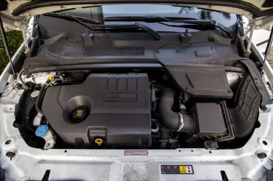 LAND ROVER DISCOVERY SPORT 2.0 16V TD4 TURBO DIESEL SE 4P AUTOMÁTICO — foto 17