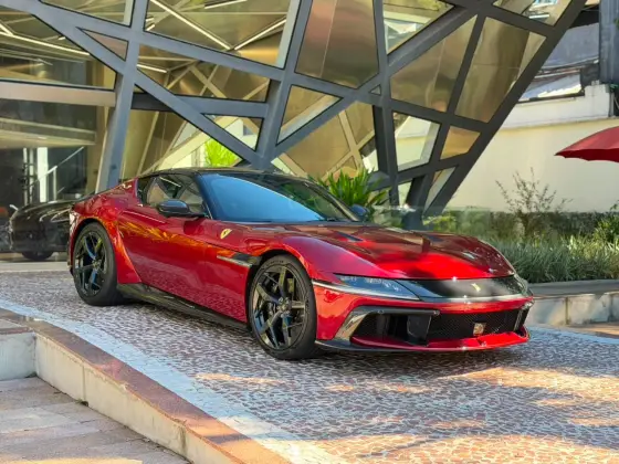 Carro 6.5 V12 GASOLINA F1-DCT