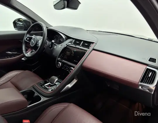 JAGUAR E-PACE 2.0 16V P250 FLEX R-DYNAMIC SE AWD AUTOMÁTICO — foto 8