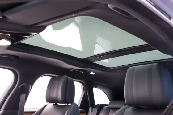LAND ROVER RANGE ROVER VELAR 2.0 P400E PHEV R-DYNAMIC HSE AUTOMÁTICO — foto 13