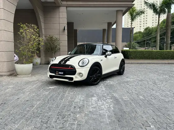 MINI COOPER 2.0 S EXCLUSIVE 16V TURBO GASOLINA 2P AUTOMÁTICO