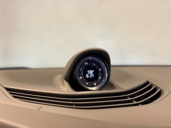 PORSCHE TAYCAN 4S CROSS TURISMO ELÉTRICO — foto 11