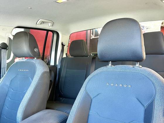 VOLKSWAGEN AMAROK 3.0 V6 TDI DIESEL COMFORTLINE CD 4MOTION AUTOMÁTICO — foto 8
