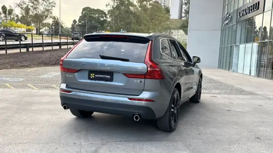 VOLVO XC60 2.0 D5 DIESEL MOMENTUM AWD GEARTRONIC — foto 3