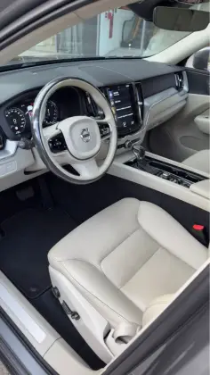 VOLVO XC60 2.0 D5 DIESEL MOMENTUM AWD GEARTRONIC — foto 8