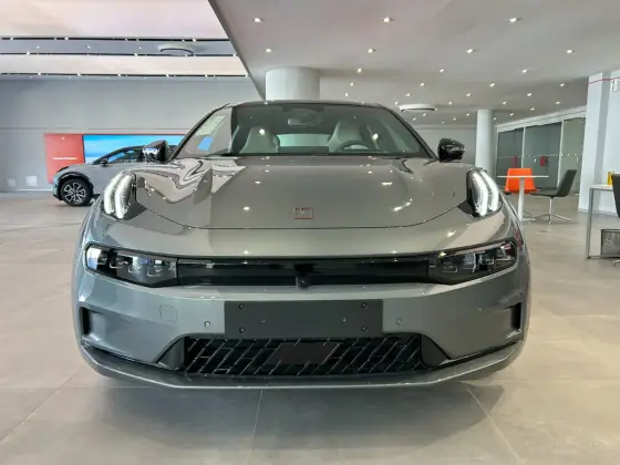 Carro 100 KW ELÉTRICO FLAGSHIP AWD