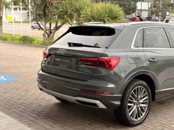 AUDI Q3 2.0 40 TFSI GASOLINA PERFORMANCE QUATTRO TIPTRONIC — foto 3
