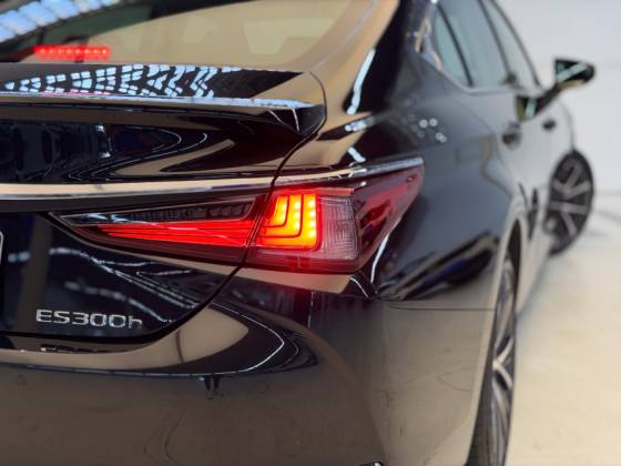 LEXUS ES 300h 2.5 16V HÍBRIDO LUXURY CVT — foto 9