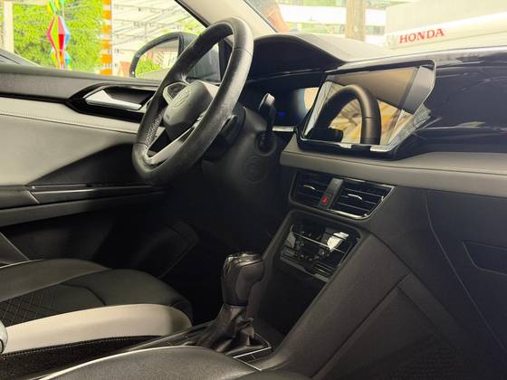 VOLKSWAGEN TAOS 1.4 250 TSI TOTAL FLEX COMFORTLINE AUTOMÁTICO — foto 7