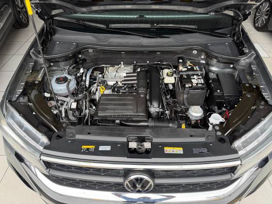 VOLKSWAGEN TAOS 1.4 250 TSI TOTAL FLEX COMFORTLINE AUTOMÁTICO — foto 18