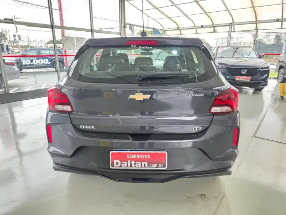 CHEVROLET ONIX 1.0 TURBO FLEX LTZ AUTOMÁTICO — foto 7