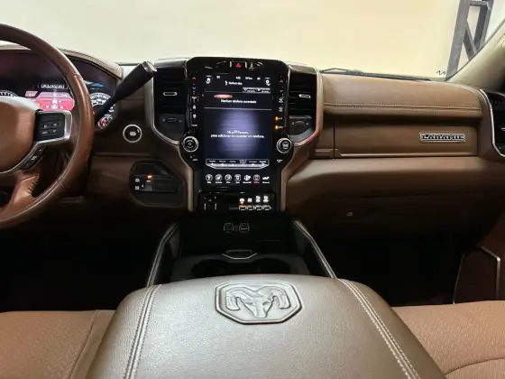 RAM 2500 6.7 I6 TURBO DIESEL LARAMIE CD 4X4 AUTOMÁTICO — foto 9