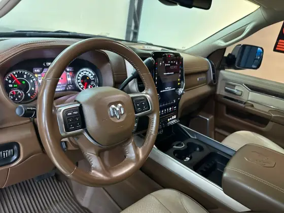 RAM 2500 6.7 I6 TURBO DIESEL LARAMIE CD 4X4 AUTOMÁTICO — foto 10
