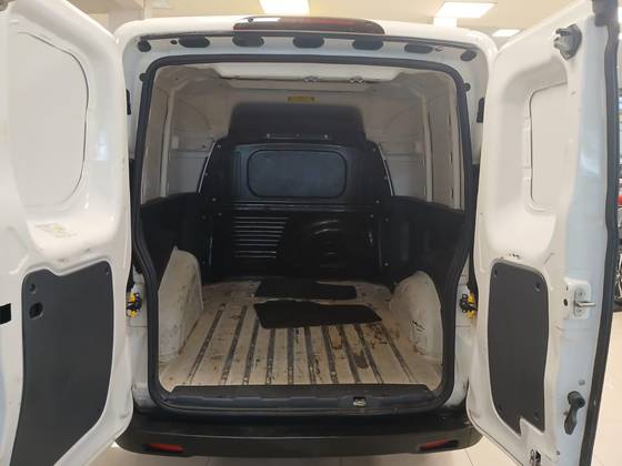 FIAT FIORINO 1.4 MPI FURGÃO ENDURANCE 8V FLEX 2P MANUAL — foto 6