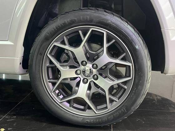 JEEP COMMANDER 2.0 TD380 TURBO DIESEL OVERLAND AT9 — foto 7