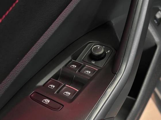 VOLKSWAGEN JETTA 2.0 350 TSI GASOLINA GLI DSG — foto 10
