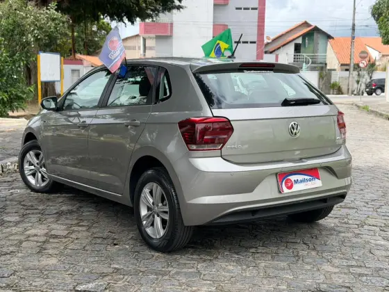 VOLKSWAGEN POLO 1.0 200 TSI COMFORTLINE AUTOMÁTICO — foto 4