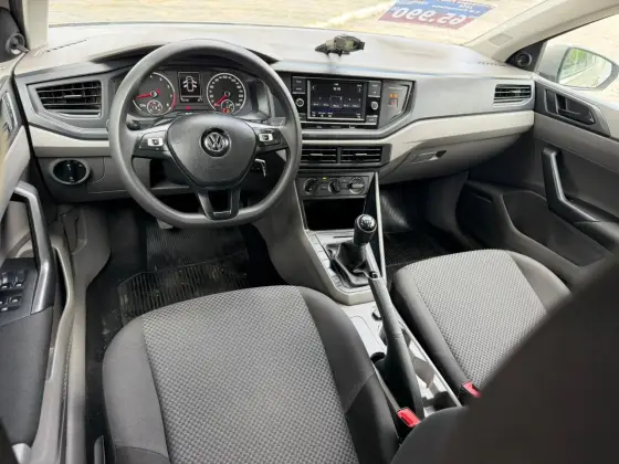 VOLKSWAGEN POLO 1.0 200 TSI COMFORTLINE AUTOMÁTICO — foto 12