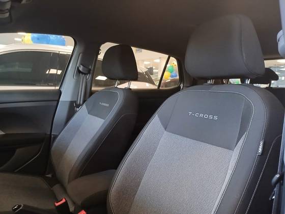 VOLKSWAGEN T-CROSS 1.0 200 TSI TOTAL FLEX AUTOMÁTICO — foto 12