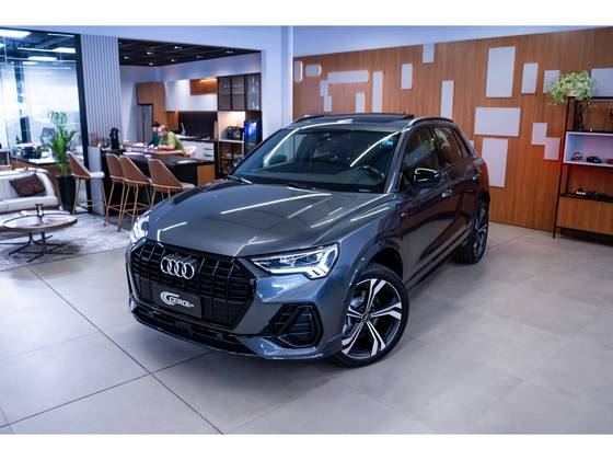 AUDI Q3 2.0 40 TFSI GASOLINA PERFORMANCE BLACK QUATTRO TIPTRONIC AUDI Q3 2.0 40 TFSI GASOLINA PERFORMANCE BLACK QUATTRO TIPTRONIC