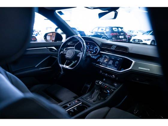 AUDI Q3 2.0 40 TFSI GASOLINA PERFORMANCE BLACK QUATTRO TIPTRONIC — foto 7
