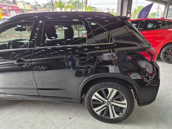 MITSUBISHI OUTLANDER 2.0 MIVEC GASOLINA HPE AUTOMÁTICO — foto 4