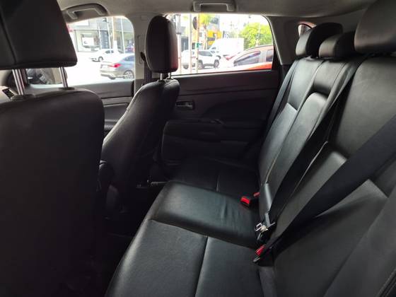 MITSUBISHI OUTLANDER 2.0 MIVEC GASOLINA HPE AUTOMÁTICO — foto 19