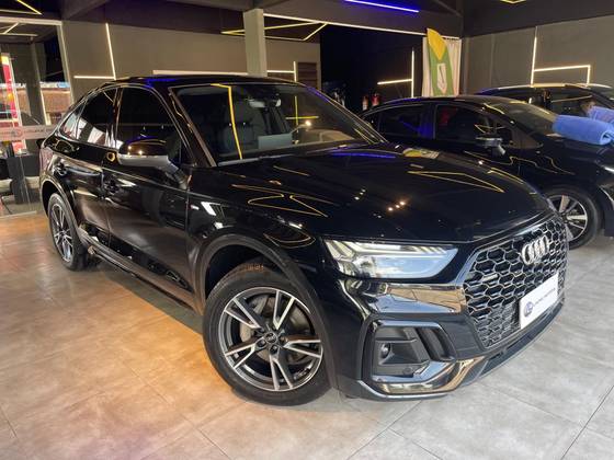 AUDI Q5 2.0 55 TFSIE PHEV SPORTBACK PERFORMANCE BLACK QUATTRO S TRONIC — foto 1