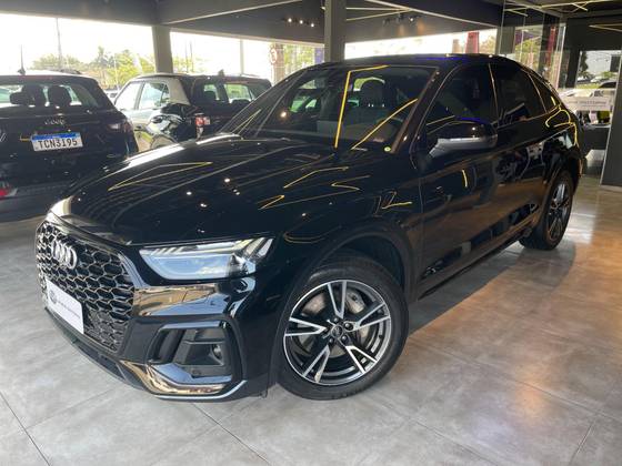 AUDI Q5 2.0 55 TFSIE PHEV SPORTBACK PERFORMANCE BLACK QUATTRO S TRONIC — foto 4