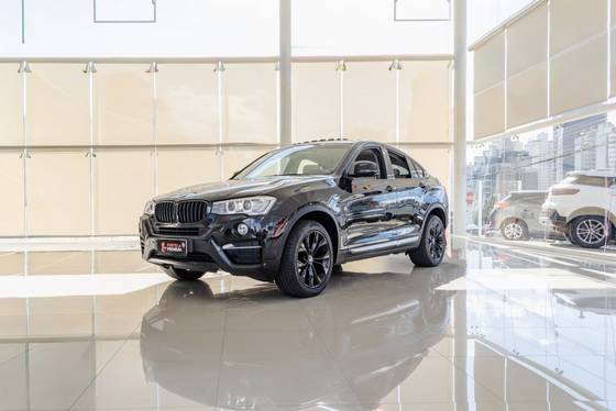 BMW X4 2.0 28I X LINE 4X4 16V TURBO GASOLINA 4P AUTOMÁTICO BMW X4 2.0 28I X LINE 4X4 16V TURBO GASOLINA 4P AUTOMÁTICO